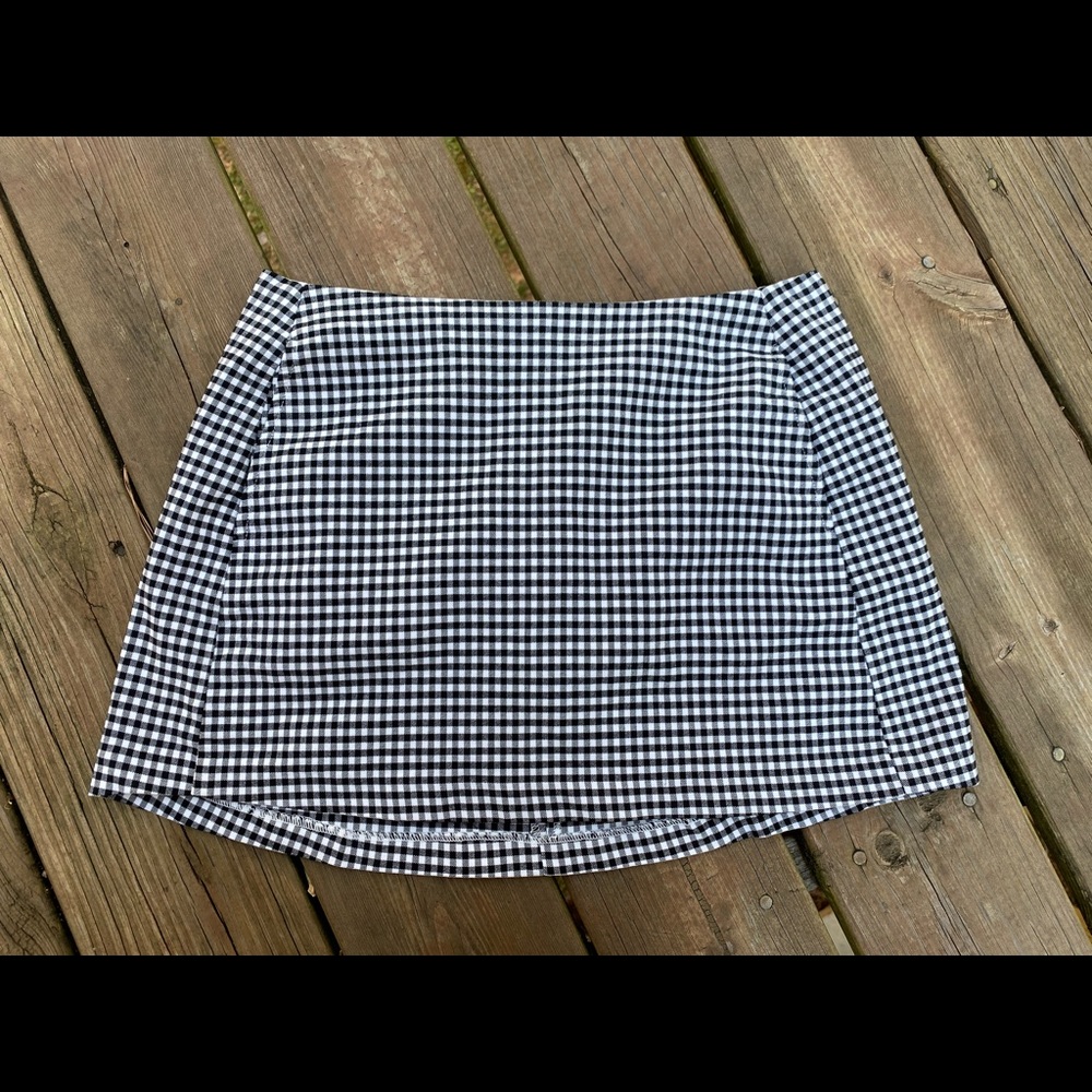 Urban Outfitters Plaid/Gingham Skirt - Size M